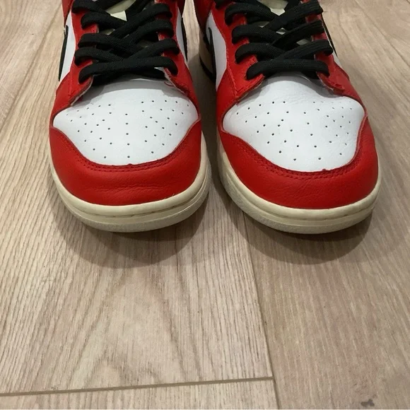 Chicago Split Nike Dunk Low - Picture 4 of 6